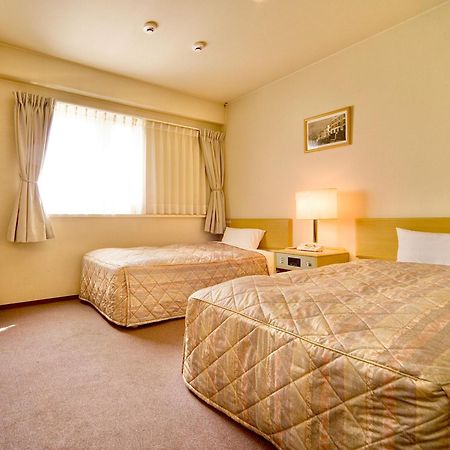 Kurashiki Ekimae Universal Hotel Экстерьер фото