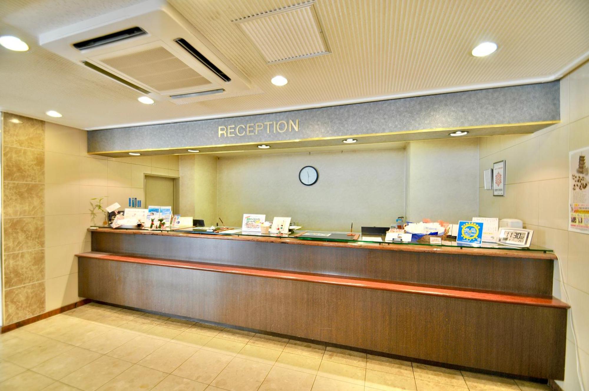 Kurashiki Ekimae Universal Hotel Экстерьер фото
