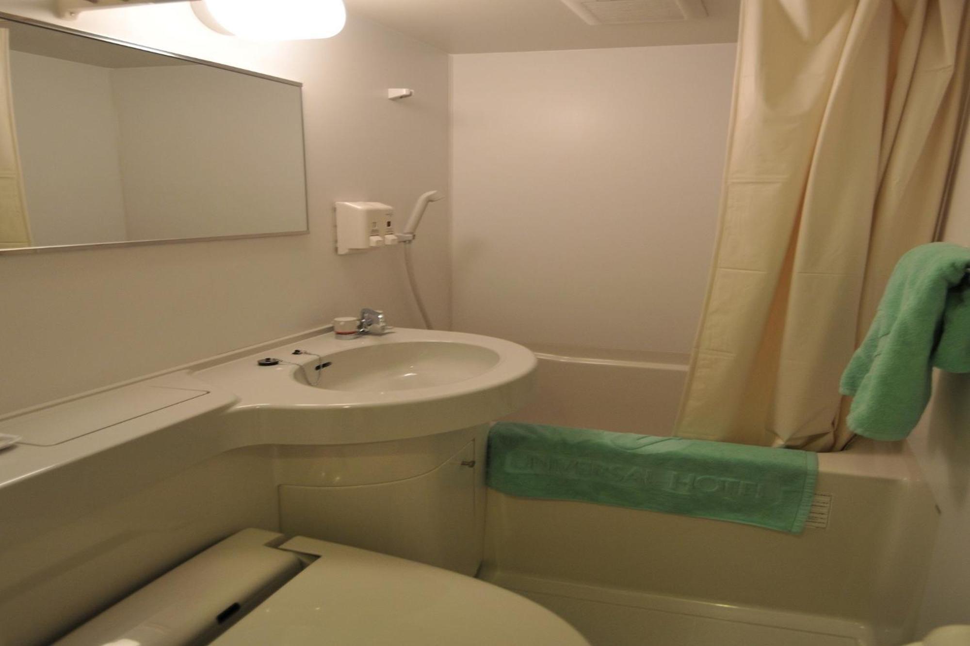 Kurashiki Ekimae Universal Hotel Экстерьер фото