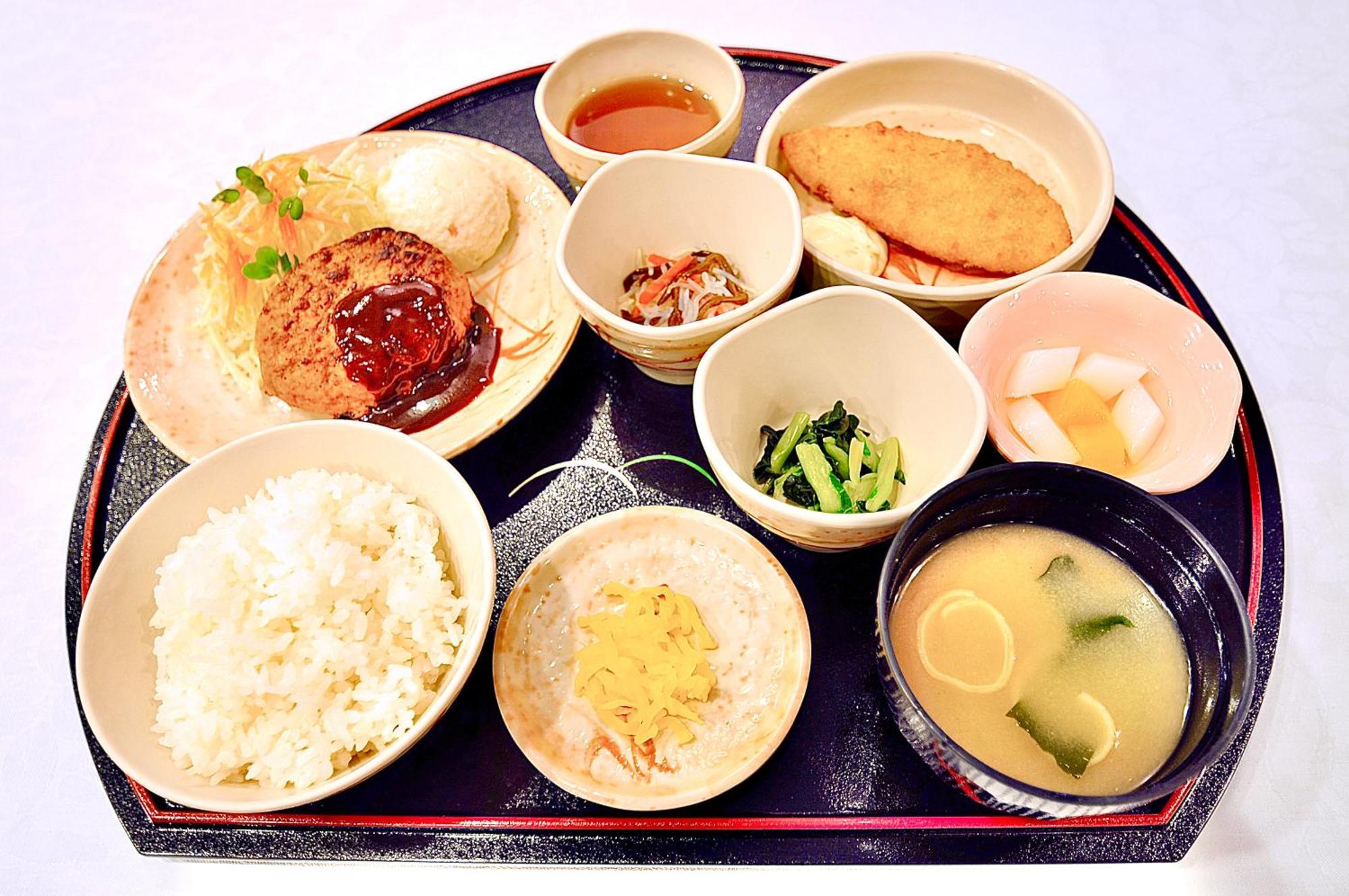 Kurashiki Ekimae Universal Hotel Экстерьер фото