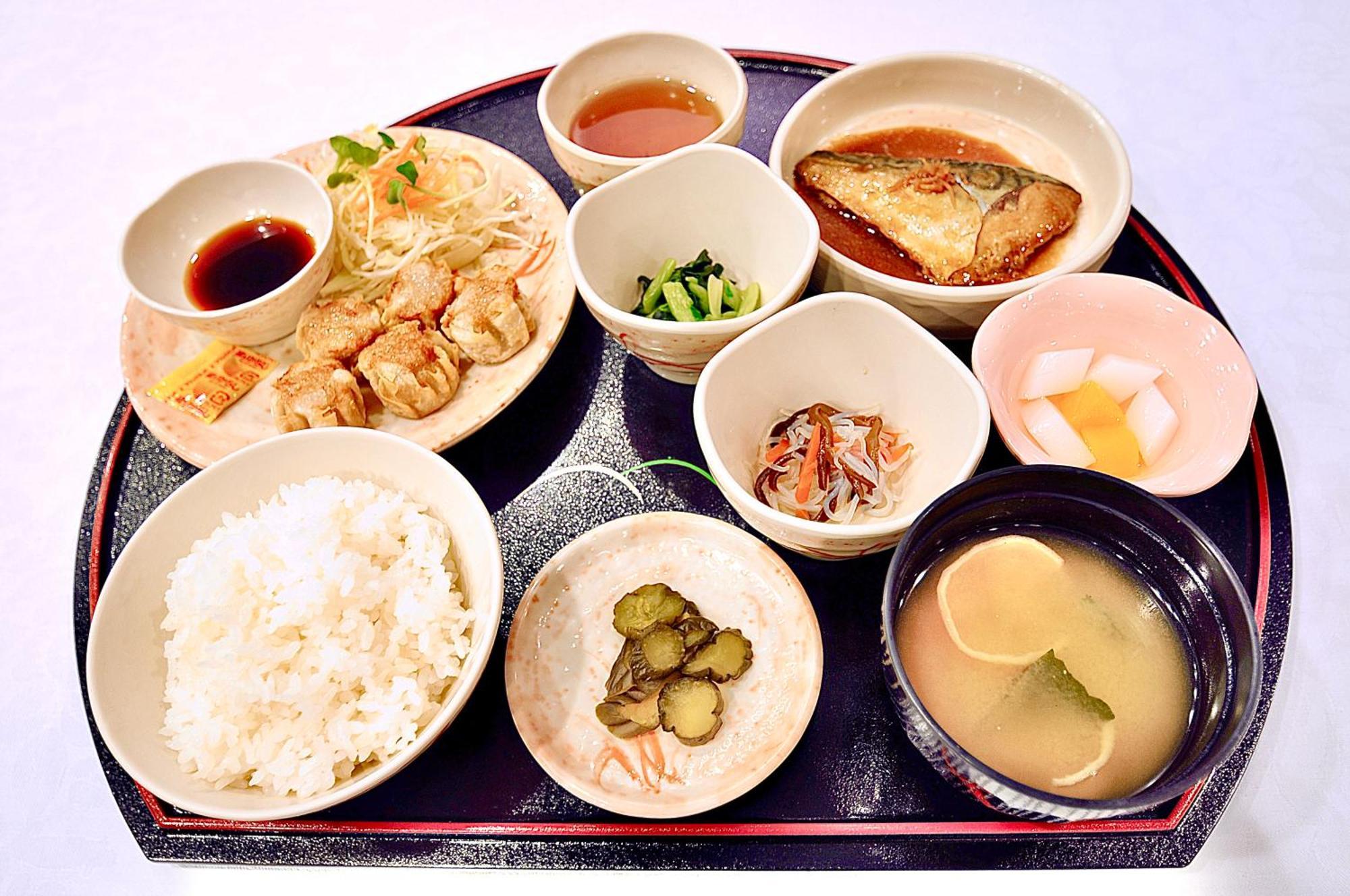 Kurashiki Ekimae Universal Hotel Экстерьер фото
